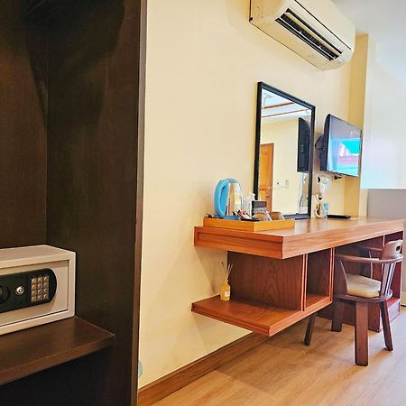 Phaithong Sotel Resort Chalong Exterior foto