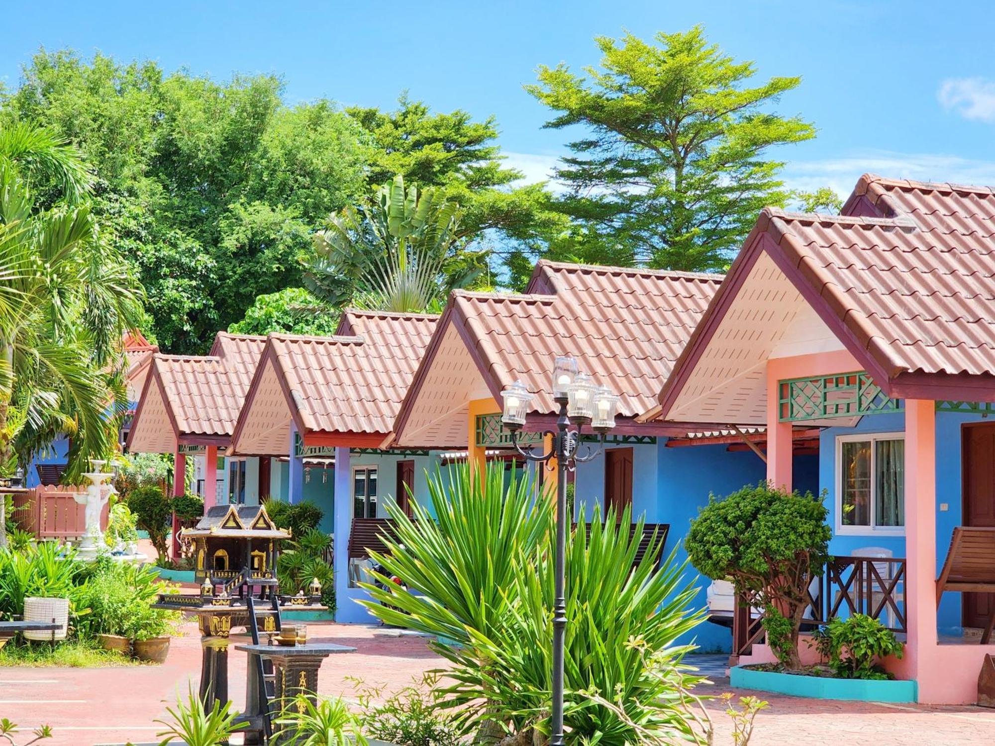 Phaithong Sotel Resort Chalong Exterior foto