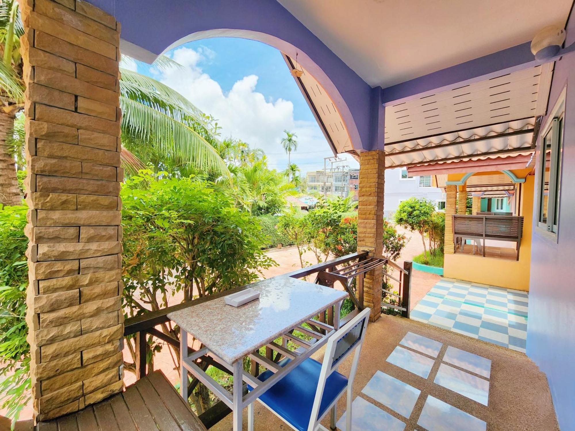 Phaithong Sotel Resort Chalong Exterior foto